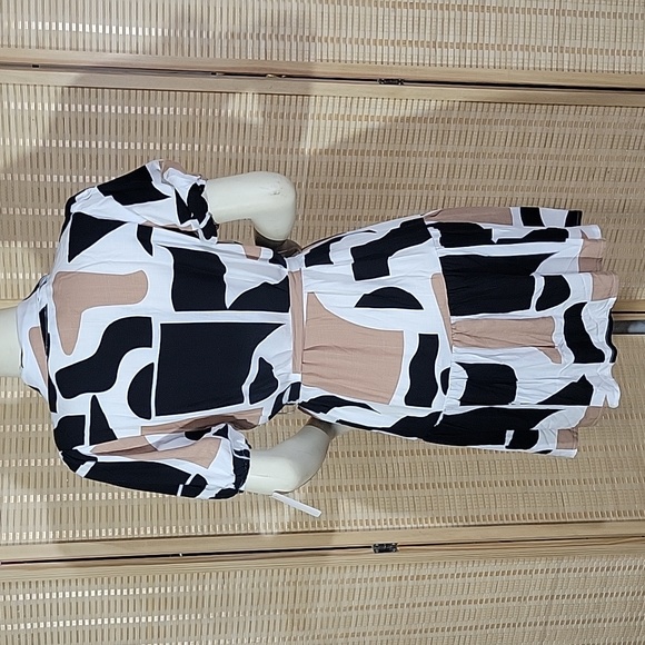 Colorblock short summer dress 👗 - Picture 4 of 6